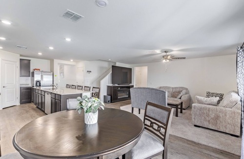 Buckeye House | 4-bedroom house in marvelous Buckeye with WiFi, AC. Enjoy your stay