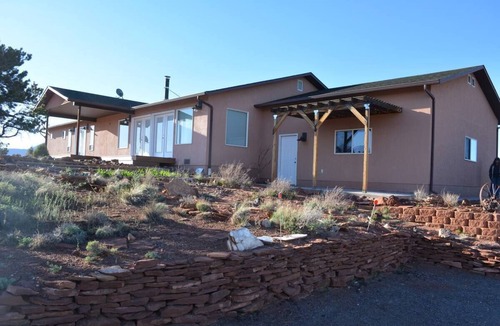 Torrey House | 4-bedroom house in tranquil Torrey with WiFi, AC. Enjoy a peaceful getaway!