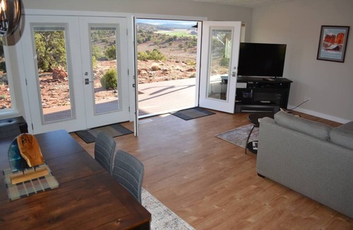 Torrey House | 4-bedroom house in tranquil Torrey with WiFi, AC. Enjoy a peaceful getaway!