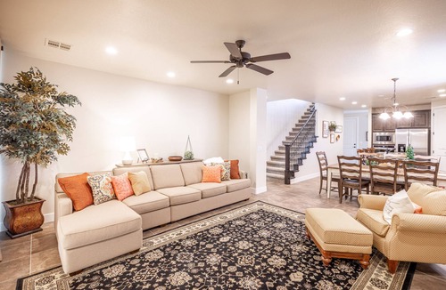St. George Villa | 4 King Suites - Hot Tub, Fire Pit & Red Rock Views