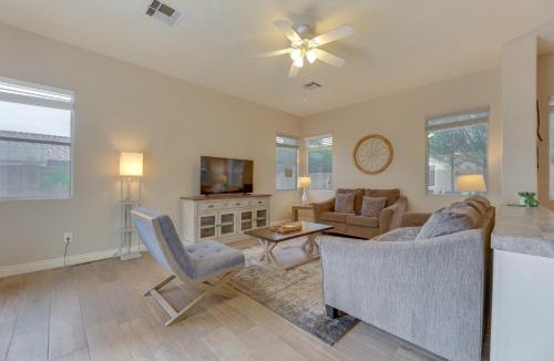 Arizona Skyline Community House | 4 Mi to Riparian Preserve: Mesa Abode w/Hot Tub