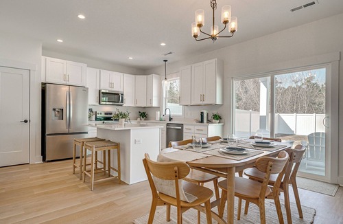 Hampstead House | 4 Mi to Surf City Beaches! Family Coastal Retreat