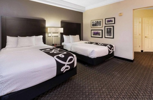 Superstition Springs House | 4 Pet-Friendly Units! Free Breakfast, Onsite Pool, Free Parking