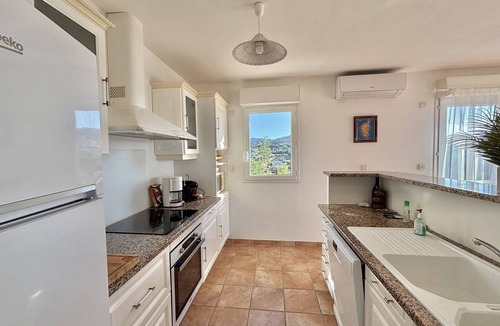 Molini House | 4-room villa with air conditioning in Porticcio, 750m from the beach, internet included
