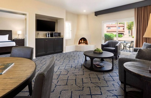 South Scottsdale Resort | 4 Serene Units, Perfect for Large Groups, Near Desert Botanical Museum