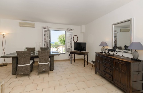 Algajola Apartment | 4- to 6-person apartment just a few metres from the sea