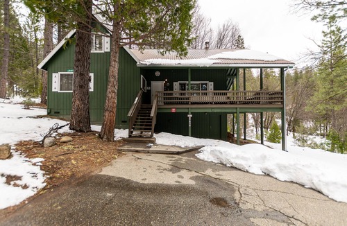 North Wawona Cabin | (44R) Grant's Camp at The Redwoods In Yosemite