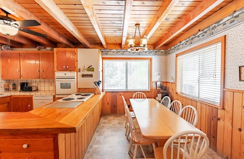 North Wawona Cabin | (44R) Grant's Camp at The Redwoods In Yosemite