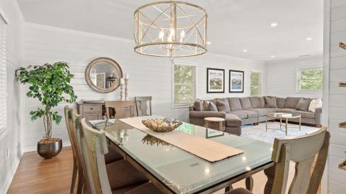 Pelican Bay House | 45 Pelican Bay by AvantStay