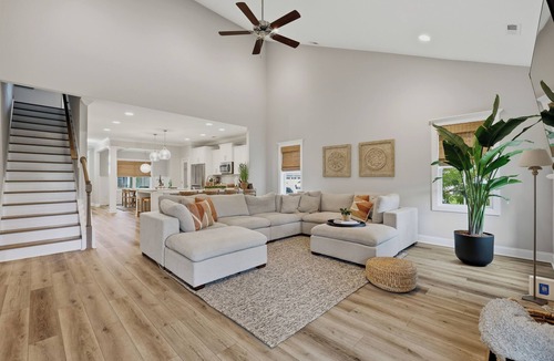 Silver Lake House | 4BR Family Getaway in Wilmington/Fenced Yard & Modern Kitchen