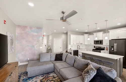 Hurricane House | 4BR Hurricane Home Near Zion & Sand Hollow