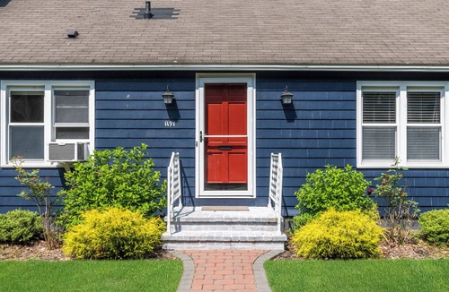 Bristol House | 4BR Near Downtown Bristol w/Yard & Parking