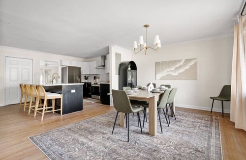 North Charleston House | 4BR Renovated Home with Pool in Park Circle