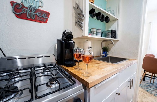 Iron Horse Historic District House | 4BR Retreat w/Yard – Spring Bliss & Relaxation!