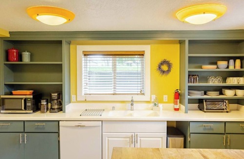 Riverfront Apartment | 4th St. Hideaway: Minutes to UM, River & Downtown