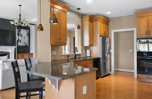 Landen House | 5-Bedroom Home · Mason/Kings Island · 2 Kitchens