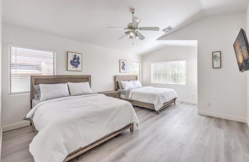 North Las Vegas House | 5 beds/Free Streaming/Arcade/Wi-Fi/Tv's/Coffee