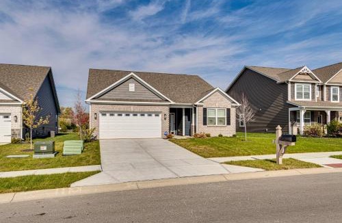 Maxwell House | 5 Mi to Fort Harrison: Home w/Pool Access!