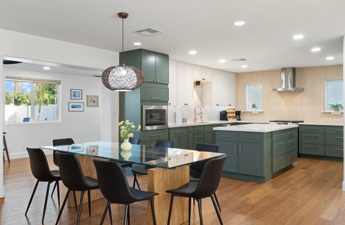Cox Heights House | 5 min to Old Town, Pool & Spa, 2 King Suites