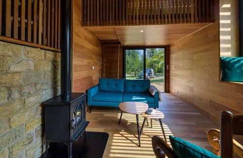 Santa-Maria-Poggio Ski Chalet | 5 minutes from the beach and in the heart of a green setting. timber-framed house
