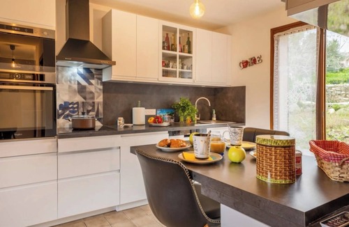 Sisco House | 5 minutes from the ocean, CAP CORSE in SISCO: house with garden and private parking