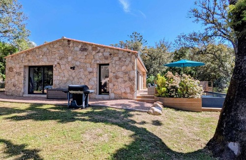 San-Gavino-di-Carbini Villa | 5-Star Rated Detached Villa with Private Heated Infinity Pool