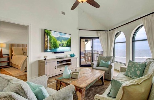 Isle of Palms House | 513 Seascape by AvantStay