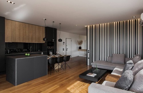 Glyfada Apartment | 5BD 2 Level Beachfront Luxury Apt by the Olon