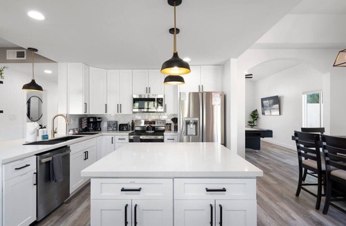 Chandler House | 5BR|Heated Pool|Pickleball| Ping Pong & Pool Table