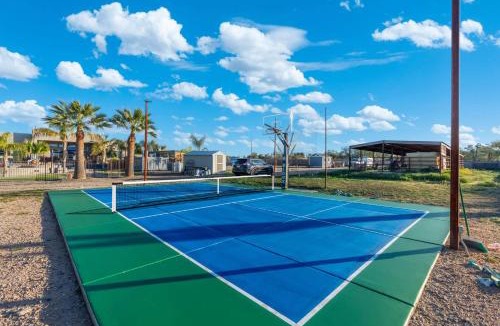 Pinnacle Peak House | 5BR Spacious Luxury Retreat Pool Views Games