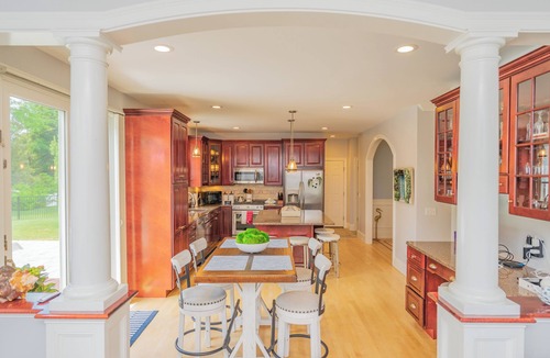 Newport East House | 5BR w/Heated Pool Near Beaches & Newport