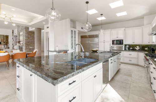 La Quinta House | 6,500+ Square Foot La Quinta Home On PGA Course