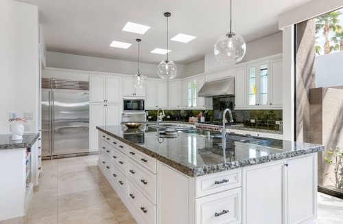 La Quinta House | 6,500+ Square Foot La Quinta Home On PGA Course