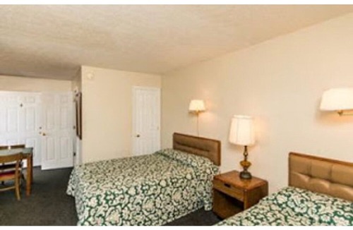 Clay City Condo | ~6~ Cost Effective Motel by the Red River Gorge
