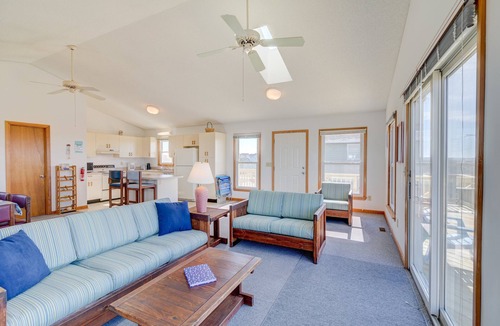 South Nags Head House | 6287- Salt and Light, Ocean Views, Short Stroll to Beach, Perfect for the Family.
