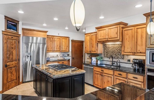 Hayden View Estates House | 6BR Waterfront, Hot Tub, Boat Dock, Sleeps 16