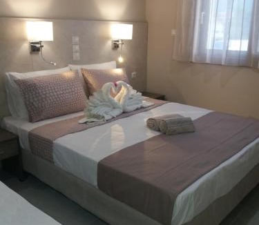 Alykes Apartment | 7 Islands