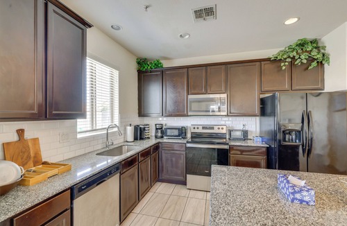 Laveen Village House | 7 Mi to Dtwn: Spacious Phoenix Home w/Patio