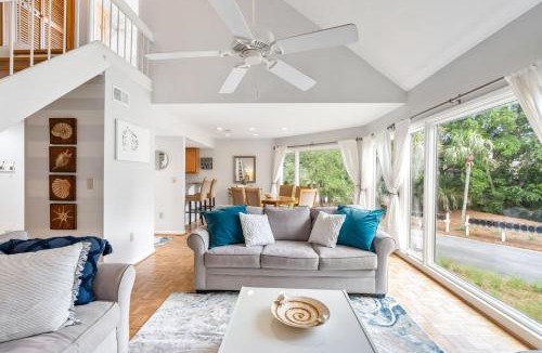 Spinnaker Beachhouses Villa | 735 Spinnaker Beach House