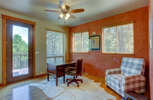 Flagstaff Villa | 7BR Forest Estate | Hot Tub · Volleyball · Sleeps 14