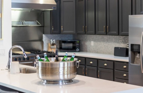 Brown and Stetson Business Condo | 8BR Old Town Scottsdale Home Close to Nightlife