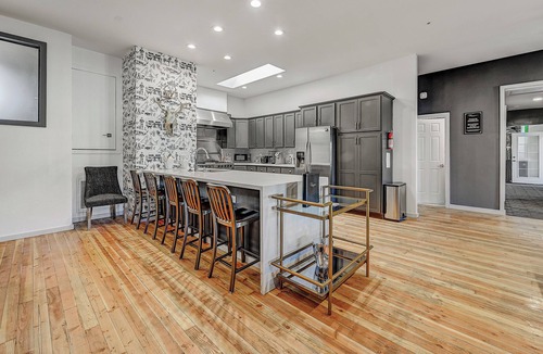 Brown and Stetson Business Condo | 8BR Old Town Scottsdale Home Close to Nightlife