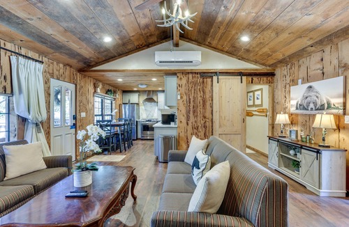Wishon Cabin | 9 Mi to Bass Lake: Cabin w/Fire Pit in Wishon!