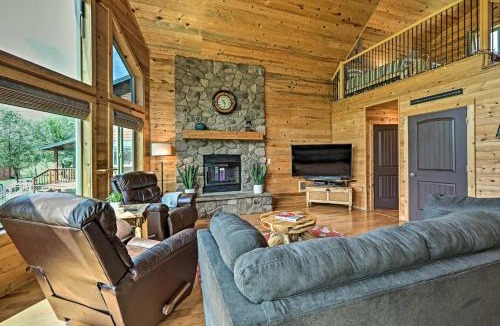 Pinetop House | 9 Mi to Rainbow Lake: Mtn Getaway w/BBQ!