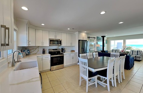 Topsail Beach House | A Beach Pearle | Oceanfront + Walk to the Beach!