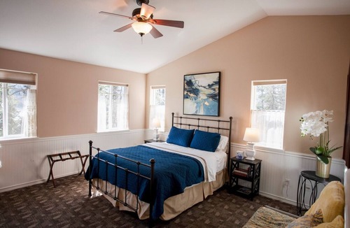 Hayden Lake House | A beautiful Retreat on beautiful Hayden Lake nestled among the gorgeous pines