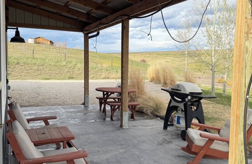 Corvallis House | A cozy 2-bedroom retreat in the heart of Montana’s Bitterroot Valley.