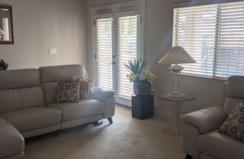 Las Vegas House | A cozy formal dining & Livingroom for a special occasion.