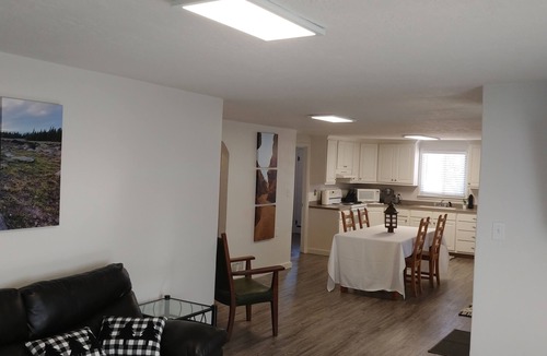 Fremont House | A Hidden Gem! Sleeps 8+ Near Fish Lake and Capitol Reef National Park