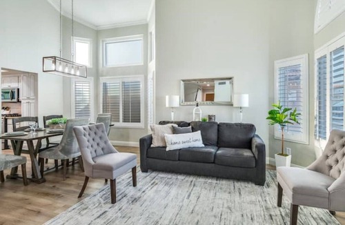 Patton House | A Lovely Home with a piece of PARADISE! NOT FOR PARTIES/EVENTS OR GATHERINGS